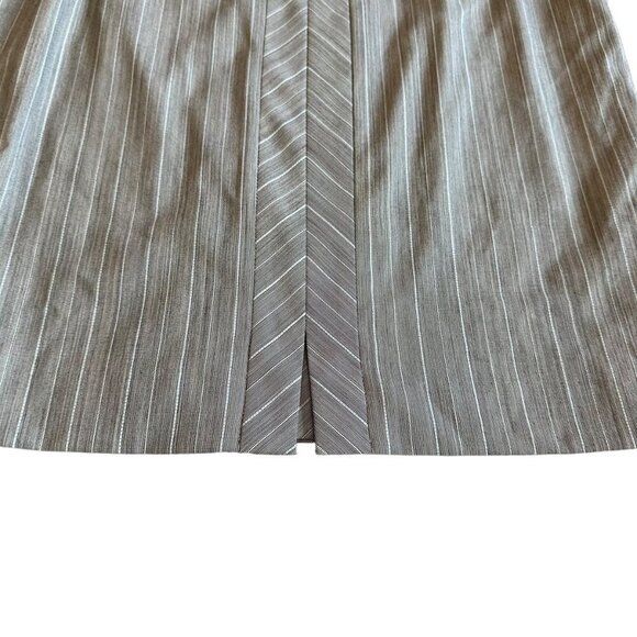 Escada Grey Pinstripe Pencil Skirt New Wool Luxury Office Size 42 Large Women's - Picture 8 of 10
